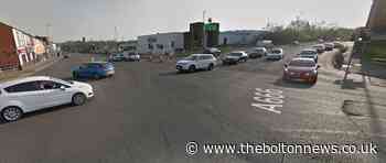 Traffic signal failure at busy Astley Bridge junction - The Bolton News