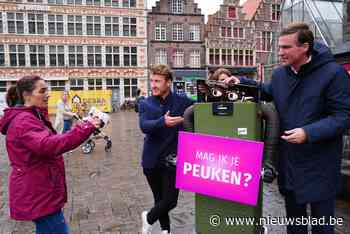 “Mag ik je peuken?” Bizarre ‘peukenrobot’ spreekt rokers aan in Gent