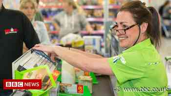 Asda to hire 15,000 workers ahead of Christmas