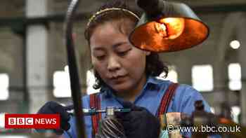 China's growth slowdown suggests recovery is losing steam