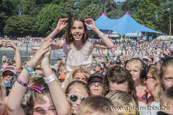 Camille speelt op Pennenzakkenrock 2022