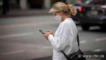 Hockey games, concerts, movie theatres back to 100 per cent capacity for fully vaccinated people in B.C.