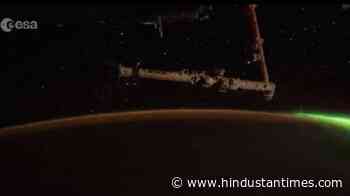 Timelapse video of Aurora australis ends with a mesmerising sunrise. Watch - Hindustan Times