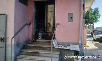 Crotone, incendio in un negozio di alimentari: non si esclude la matrice dolosa - LaC news24