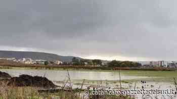 Allerta meteo arancione a Crotone: domani chiusi parchi, ville e scuole - Gazzetta del Sud - Edizione Catanzaro, Crotone, Vibo