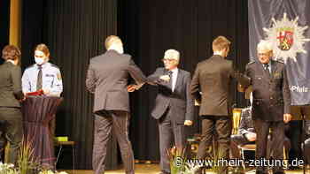 Graduierungsfeier in Morbach: 244 Polizeikommissare nehmen Dienst auf - Rhein-Zeitung