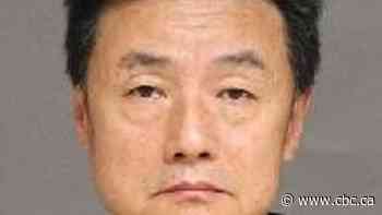Toronto violin teacher charged with sexual assault of 5-year-old student - CBC.ca