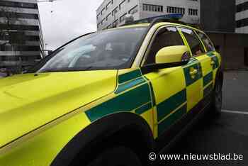 Vrouw die onder tractor terechtkwam is buiten levensgevaar