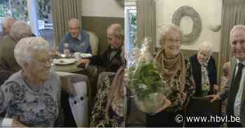 86-jarigen Sint-Huibrechts-Lille houden reünie in meklkveebe... - Het Belang van Limburg