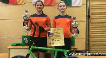 Gemischtes Duo zeigt Jungs die Grenzen auf - Freie Presse