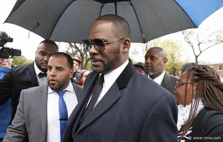 R. Kelly’s federal trial in Chicago for child pornography postponed to summer 2022
