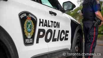 Police look to identify males who allegedly offered candy and took pictures of kids outside Milton, Ont. school