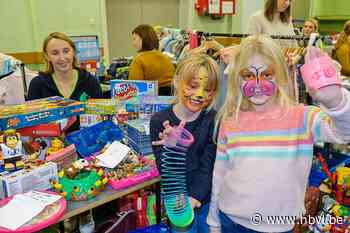 Massa bezoekers voor tweedehandsbeurs van Gezinsbond (Beringen) - Het Belang van Limburg Mobile - Het Belang van Limburg