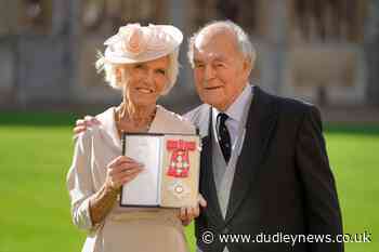 Baking queen Mary Berry to celebrate damehood with sandwich - Dudley News
