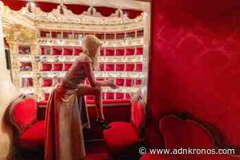 Da allievi Corso Alta sartoria Accademia del Teatro Regio di Parma 2 capi haute couture - Adnkronos