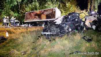 Unfall (Chemnitz): BMW kracht in Gegenverkehr – 1 Toter | Regional - BILD