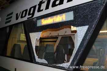 Zerstörte Zug-Fensterscheibe gibt der Bundespolizei Rätsel auf - Freie Presse