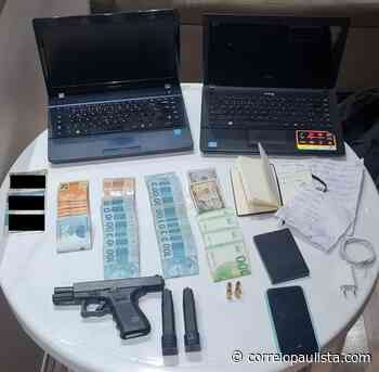Homem é preso em Cotia com arma de fogo de uso restrito, Dólares e Euros - Correio Paulista