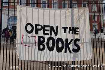 Academics call on Goldsmiths to halt cuts to departments