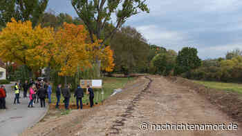 Ein Spatenstich, der eigentlich ein Richtfest war
