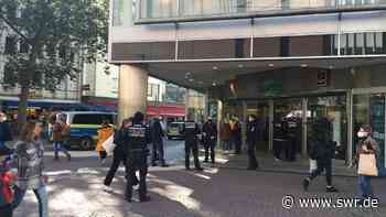 Nach Kaufhaus-Evakuierung in Ulm: Mutmaßlicher Erpresser in Haft - SWR