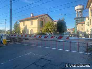 Collocati i pannelli dissuasori al passaggio a livello di Putignano - PISANEWS