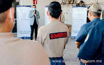 Alcalde de Calvillo reconoce trabajo de los Bomberos - El Sol del Centro