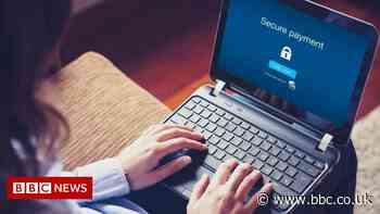 Nigerian romance scam suspects targeted 100 women - FBI