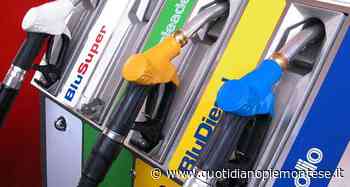 Chieri, banda di ladri deruba la cassa automatica di un distributore di benzina: portati via 1.000 euro - Quotidiano Piemontese