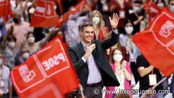 Sánchez iza la bandera socialdemócrata y se sitúa en la estela de González y Zapatero - La Vanguardia