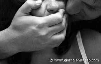 Enna. Va dalla ex e la picchia. Botte anche quando era incinta. Donna salvata dalla polizia - Giornale Nisseno