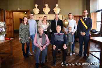 Julien en Maria vieren diamanten huwelijk (Dendermonde) - Het Nieuwsblad