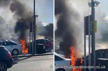 Sainsbury's car park Balham: Huge car fire