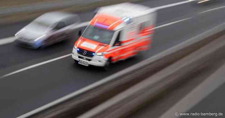 Frau bei Reinigungsarbeiten eingeklemmt und verletzt