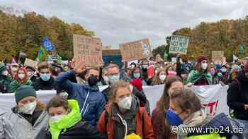 Tausende demonstrieren in Berlin für besseren Klimaschutz