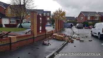 Video footage of Widnes 'tornado' hitting housing estate - St Helens Star