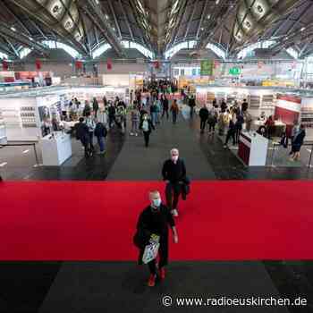 Buchmesse: Wenig Angst vor Corona, viel Lust auf Lesen - radioeuskirchen.de