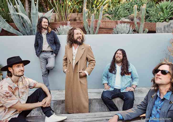 How My Morning Jacket, After Considering a Breakup, Learned To Stop Worrying and Love The Jam