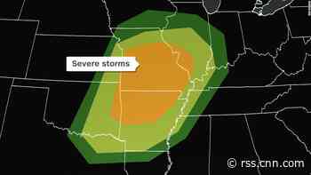 Severe storms with tornadoes threaten the central US this weekend