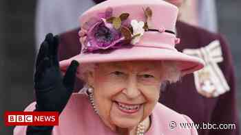 Who gives the Queen medical advice? - BBC News