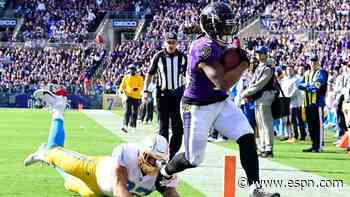 Ravens rocking retro backfield with Devonta Freeman, Le'Veon Bell