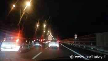 Incidente sulla statale 16 a Bari, scontro tra autocarro e due vetture: traffico bloccato e lunghe code in direzione sud - BariToday