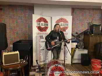 The Alarm: Rock icon performs in Bolton - The Bolton News