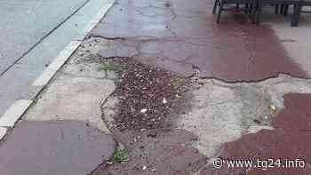 Sora – Disastro marciapiedi via Roma, commercianti e residenti chiedono soluzione - TG24.info