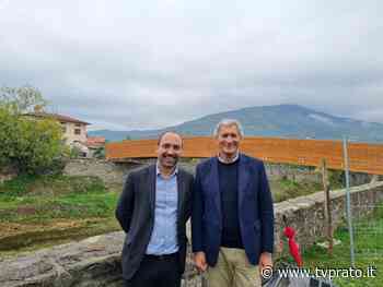 Posata la passerella sull'Agna: collega Montemurlo a Montale - tvprato.it