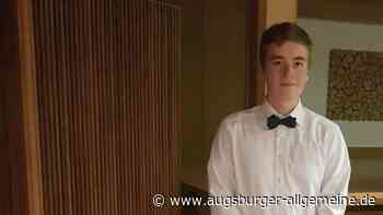 Schreinergeselle gewinnt Innungswettbewerb mit Nussbaum-Schrank - Augsburger Allgemeine