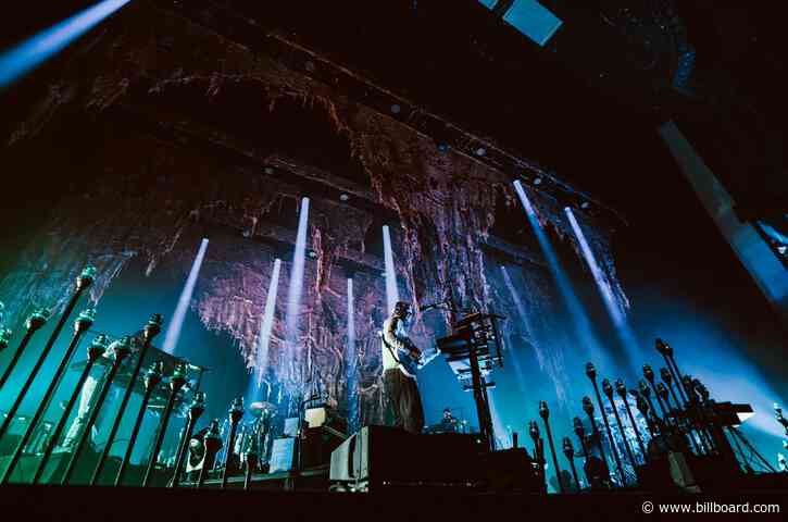 Bon Iver Celebrates 10th Anniversary of Self-Titled Album With Back-to-Back Shows