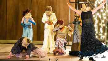 Ingo Schulzes "Die rechtschaffenen Mörder" am Staatsschauspiel Dresden: Eine theatrale Großtat - MDR