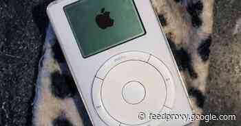 What it was like to watch Steve Jobs introduce the iPod 20 years ago     - CNET