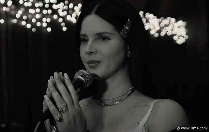 Watch Lana Del Rey’s sensual performance of ‘Arcadia’ on ‘The Late Show’